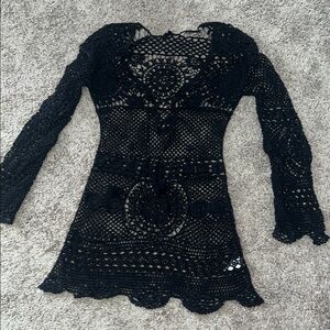 PrettyLittleThing Black Crochet V-Neck Long Sleeve Mini Dress